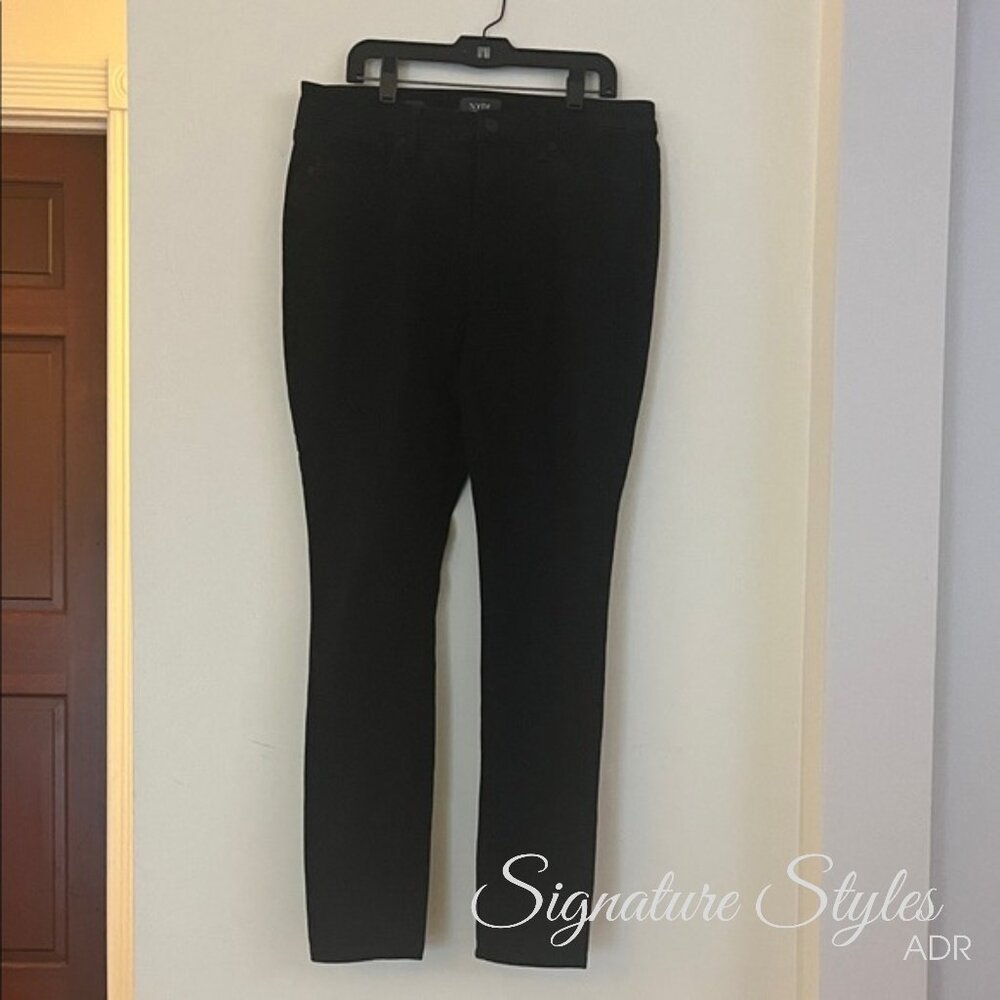 NYDJ Ami Skinny Lift x Tuck Jeans – Black, Size 10
